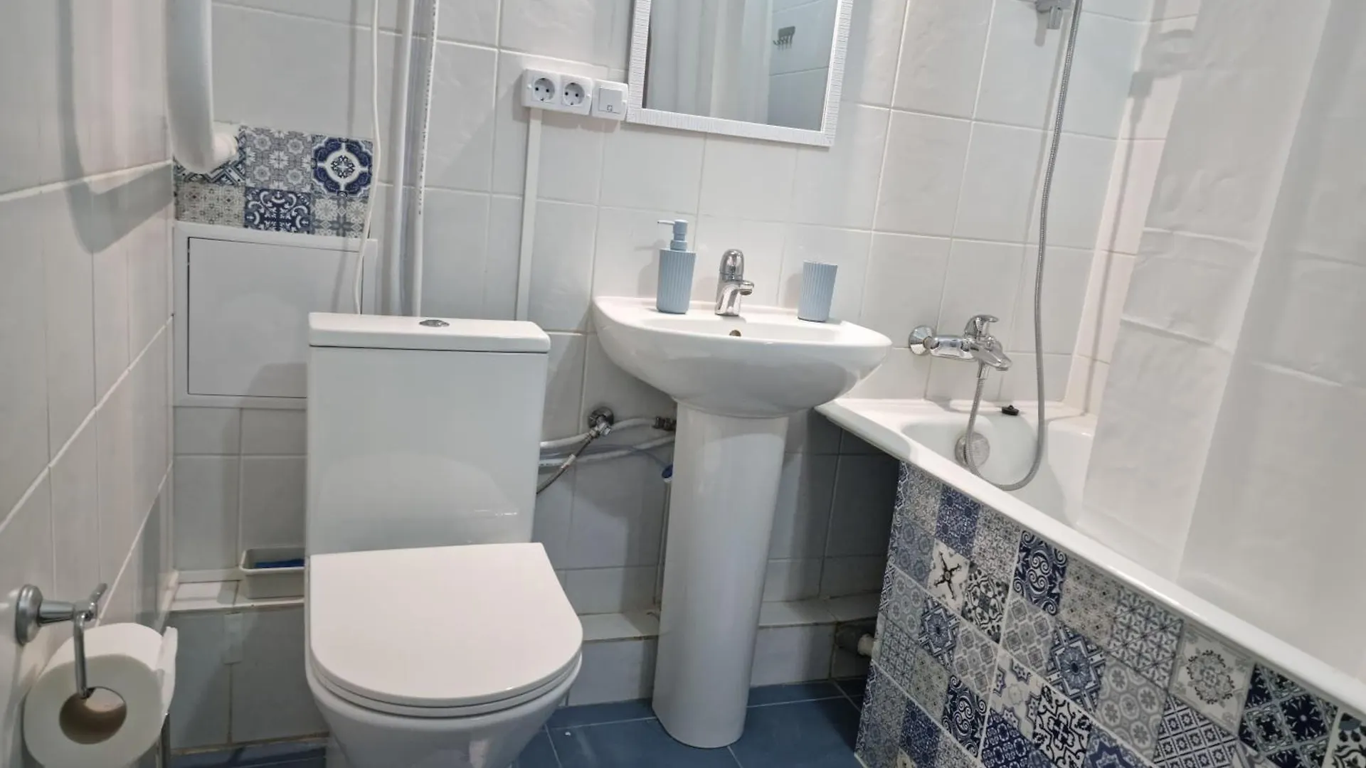 Home Hotel Apartments On Livoberezhna Киев